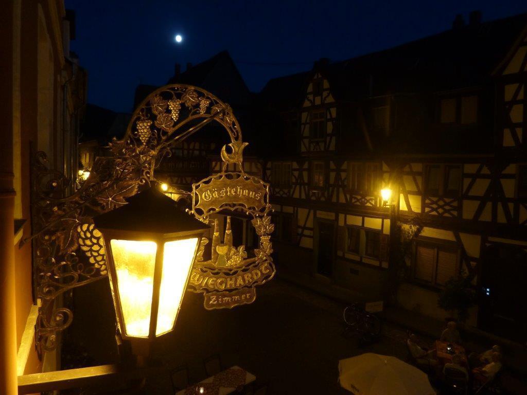Gaestehaus Wieghardt Braubach Exteriör bild